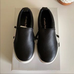 New freshly picked hard sole sneakers